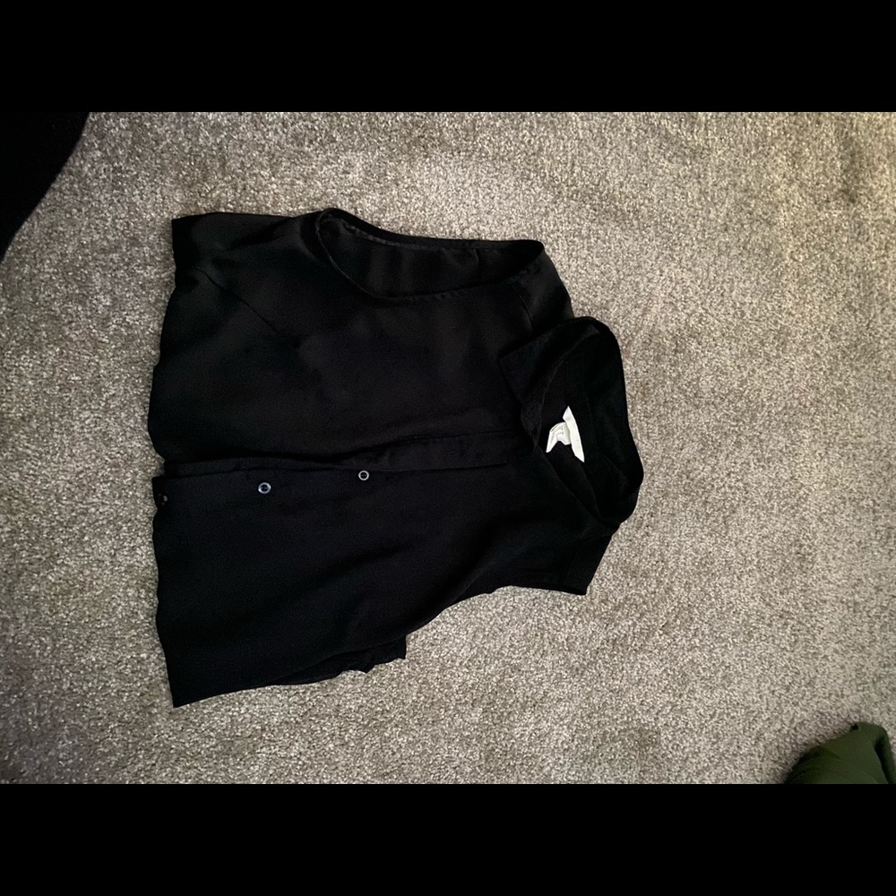 H&M sleeveless button down